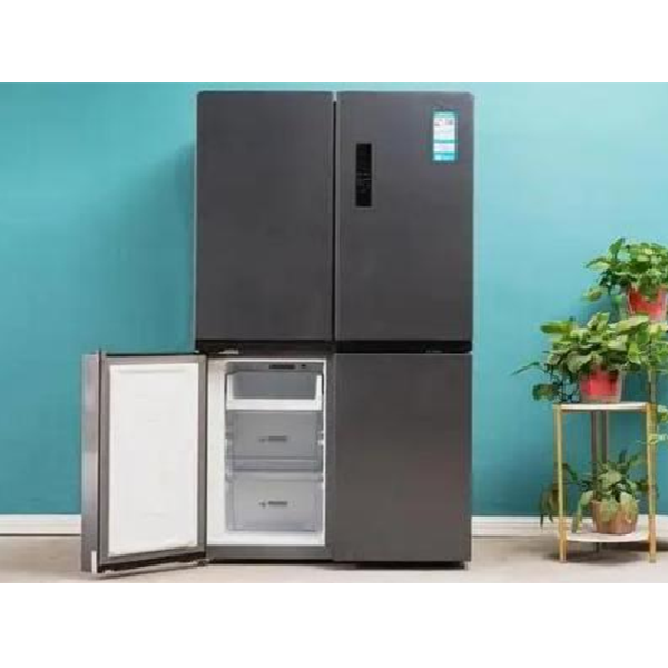 Refrigerator appliance blended polyol